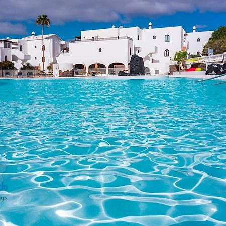 Vivienda Vacacional El Rinconcito Costa Teguise Bagian luar foto