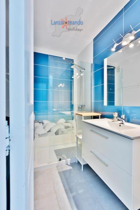 Vivienda Vacacional El Rinconcito Costa Teguise Bagian luar foto