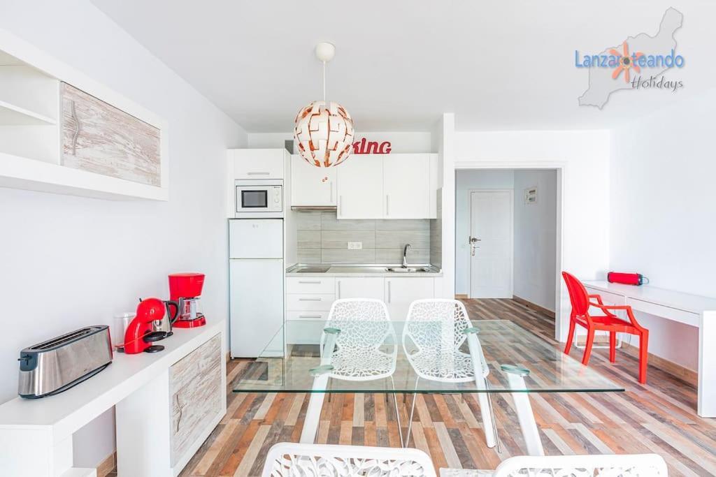 Vivienda Vacacional El Rinconcito Costa Teguise Bagian luar foto