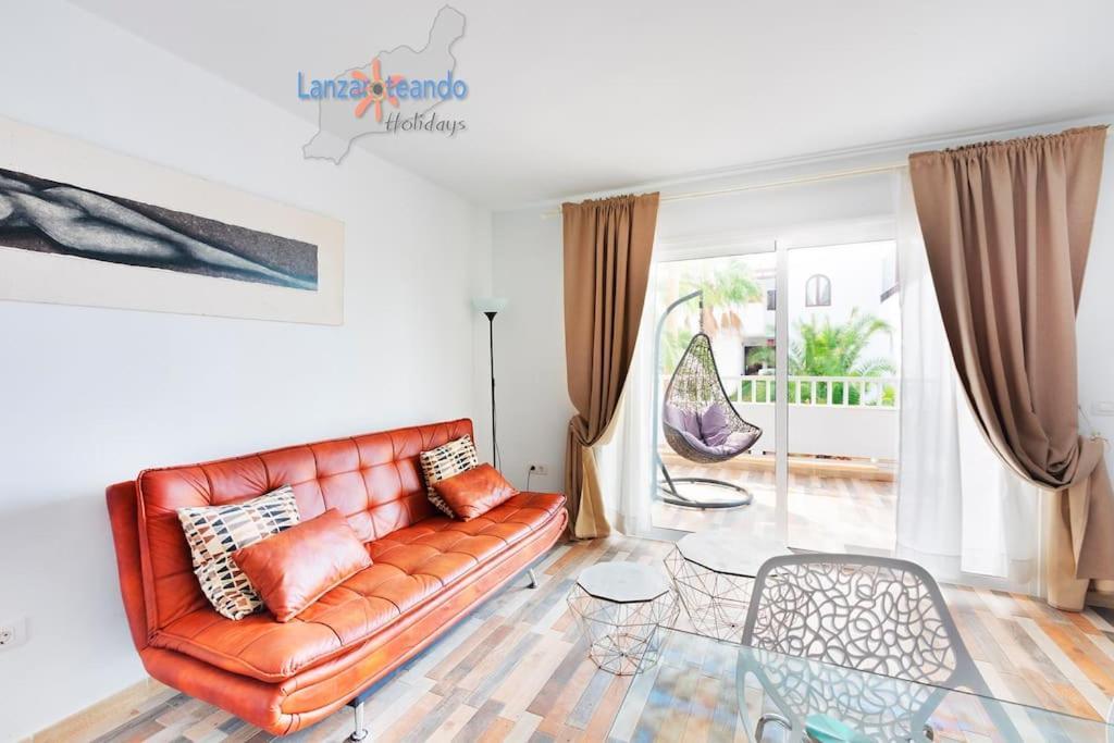 Vivienda Vacacional El Rinconcito Costa Teguise Bagian luar foto