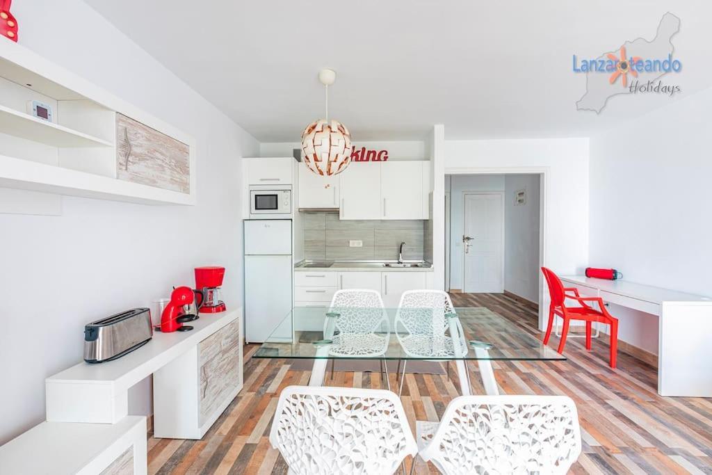 Vivienda Vacacional El Rinconcito Costa Teguise Bagian luar foto